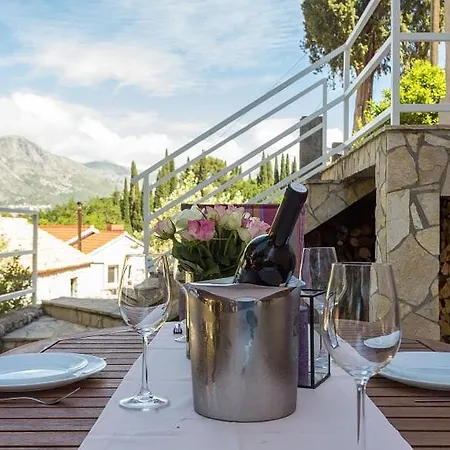 Luksic Apartamento *