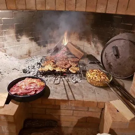 Luksic *