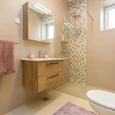 Appartement Luksic *