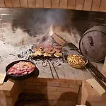 Luksic *